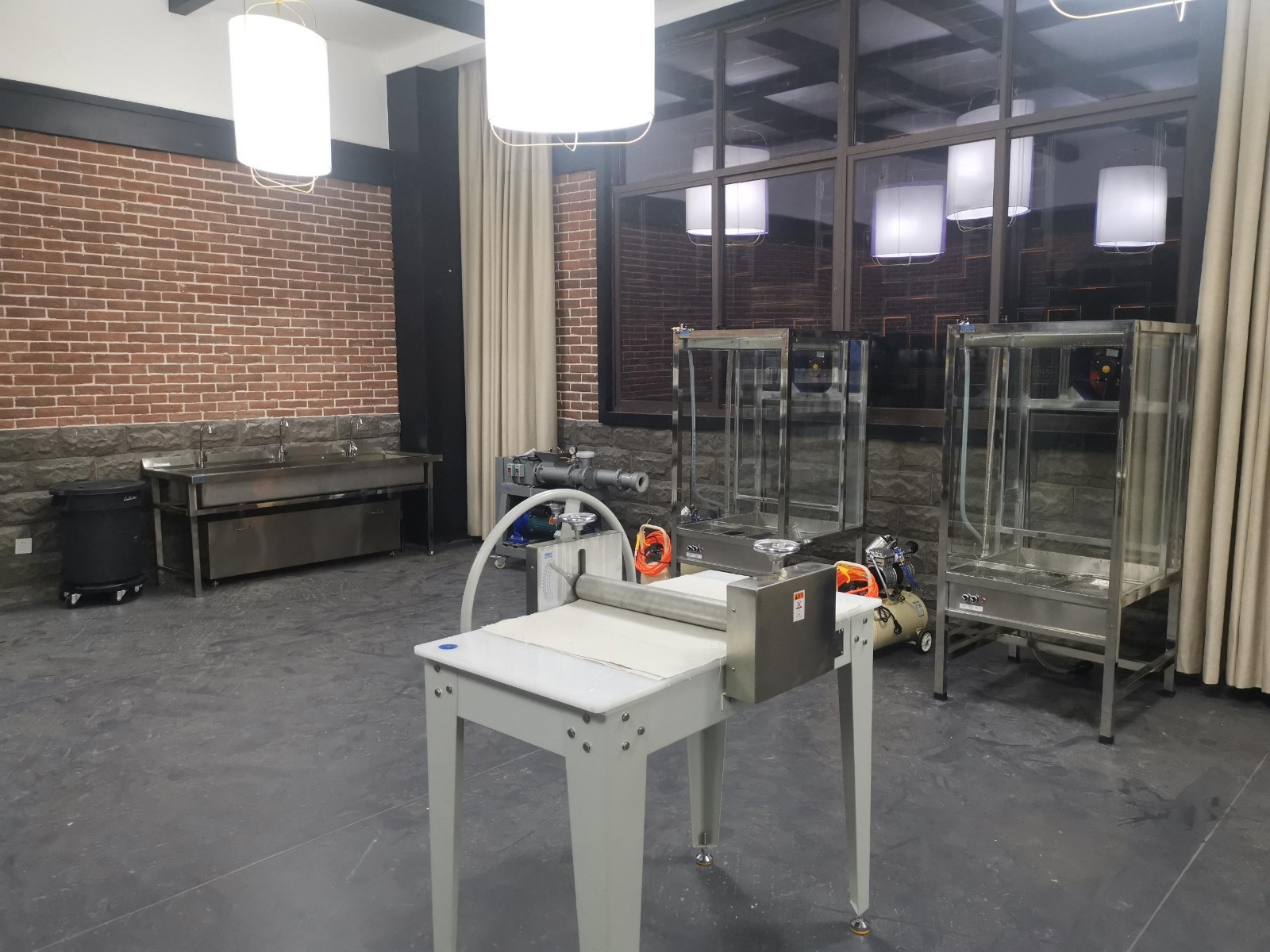 1674971010829733.jpg 1674971010829733.jpg