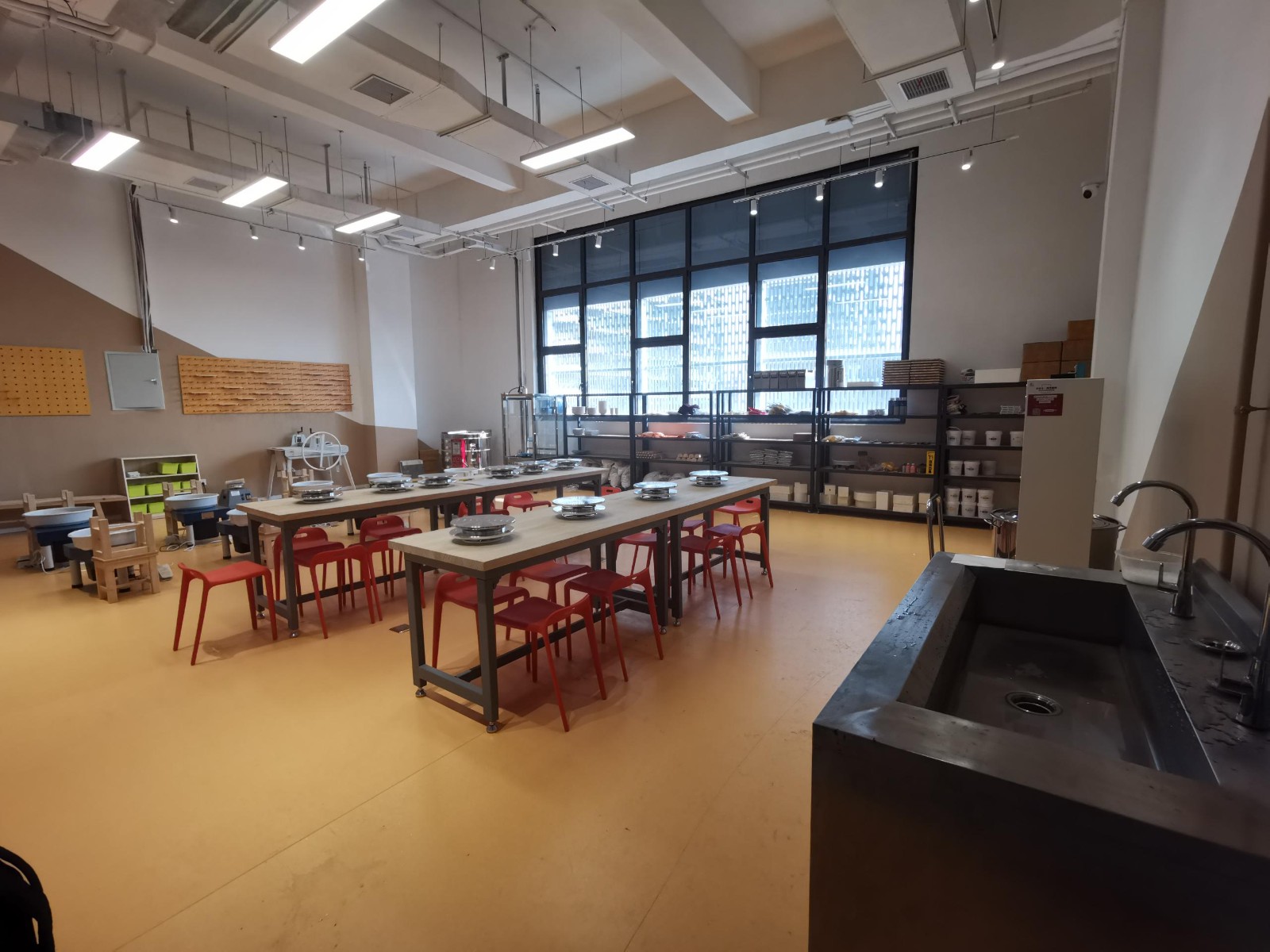 1677551222412139.jpg 1677551222412139.jpg