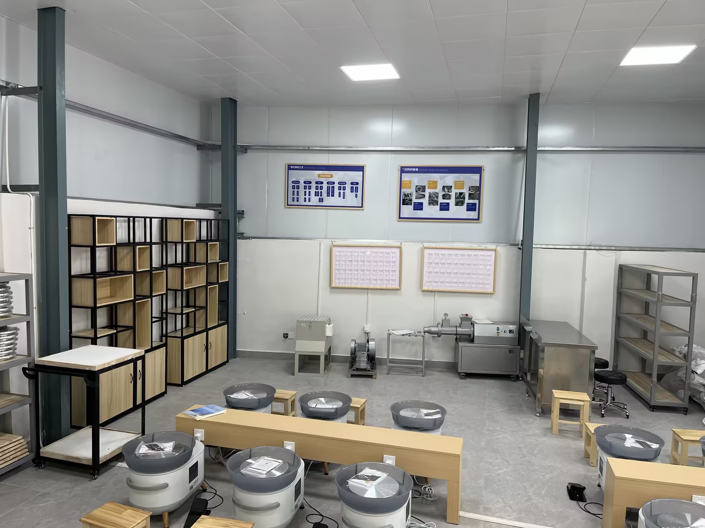 1688968698823606.jpg 1688968698823606.jpg