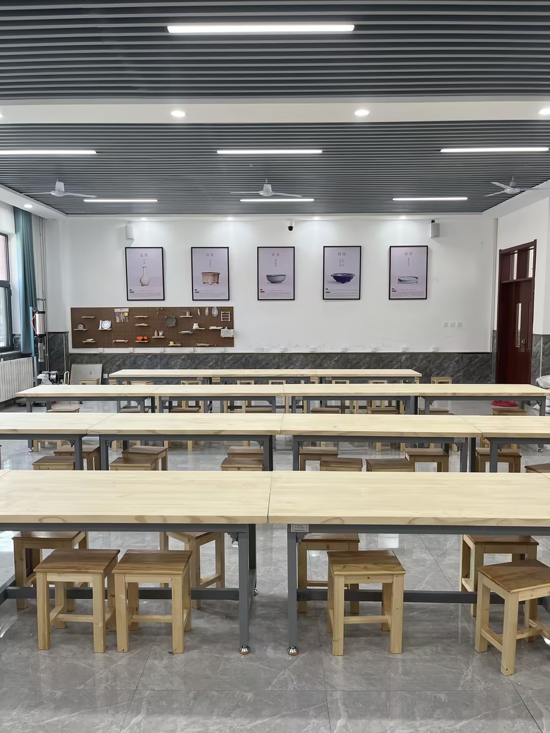 1692752123292454.jpg 1692752123292454.jpg